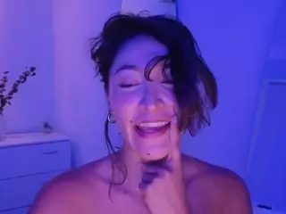 azaleiia's Live Sex Cam Show