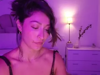 azaleiia's Live Sex Cam Show