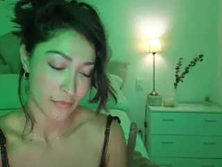 azaleiia's Live Sex Cam Show