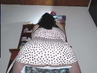 Live cam show with squiirtmachine