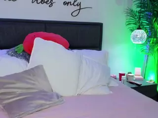 Mollywhite's Live Sex Cam Show