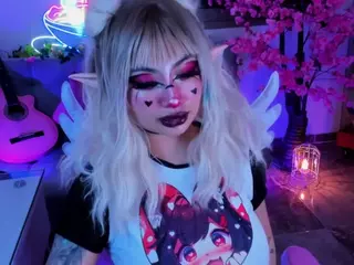 Jun Lee's Live Sex Cam Show