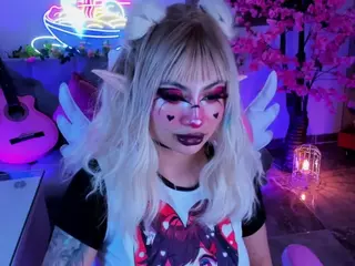 Jun Lee's Live Sex Cam Show
