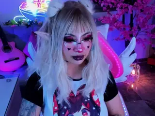 Jun Lee's Live Sex Cam Show