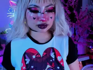 Jun Lee's Live Sex Cam Show