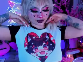 Jun Lee's Live Sex Cam Show