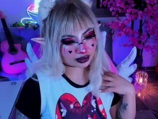 Jun Lee's Live Sex Cam Show