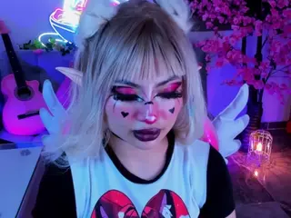 Jun Lee's Live Sex Cam Show