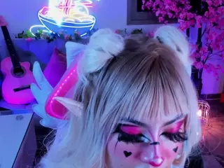 Jun Lee's Live Sex Cam Show