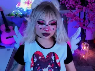 Jun Lee's Live Sex Cam Show