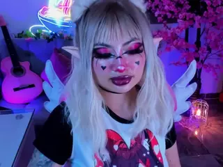 Jun Lee's Live Sex Cam Show