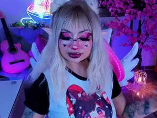 Jun Lee's Live Sex Cam Show