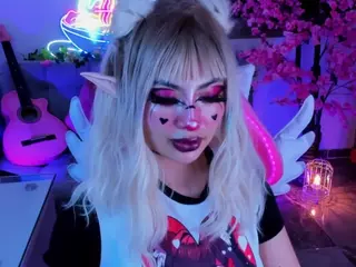 Jun Lee's Live Sex Cam Show