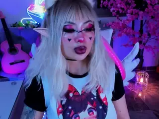 Jun Lee's Live Sex Cam Show