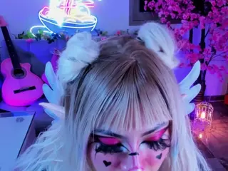 Jun Lee's Live Sex Cam Show