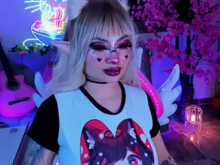 Jun Lee's Live Sex Cam Show