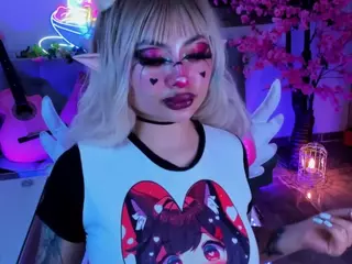 Jun Lee's Live Sex Cam Show
