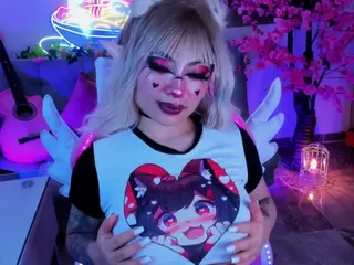 Jun Lee's Live Sex Cam Show
