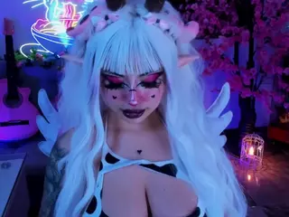 Jun Lee's Live Sex Cam Show