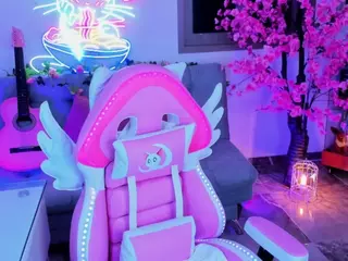 Jun Lee's Live Sex Cam Show
