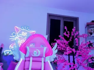 Jun Lee's Live Sex Cam Show