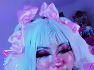 Jun Lee's Live Sex Cam Show