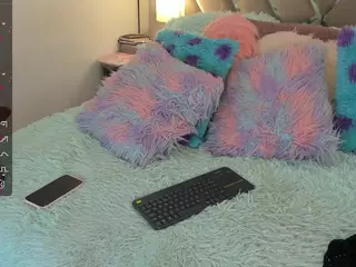 tarawilsonn's Live Sex Cam Show