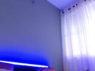 mollyybloom's Live Sex Cam Show