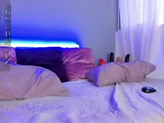 mollyybloom's Live Sex Cam Show