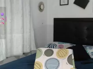 ALEXASWEET's Live Sex Cam Show