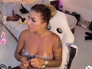 Amy Honney's Live Sex Cam Show