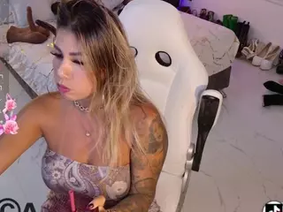Amy Honney's Live Sex Cam Show