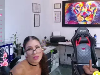 Amy Honney's Live Sex Cam Show