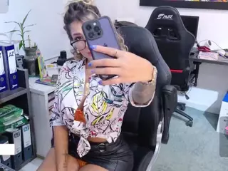 Amy Honney's Live Sex Cam Show