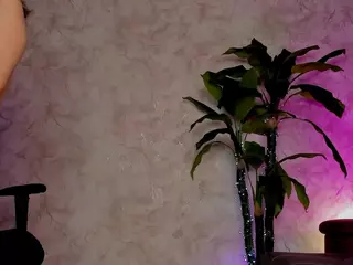emma7's Live Sex Cam Show