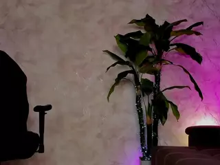 emma7's Live Sex Cam Show