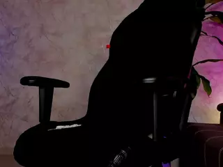 emma7's Live Sex Cam Show