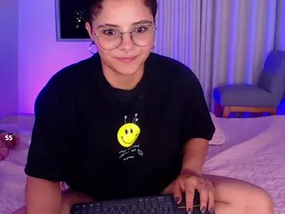 isabellamout's Live Sex Cam Show