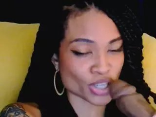 Goddess Tiara Mace's Live Sex Cam Show