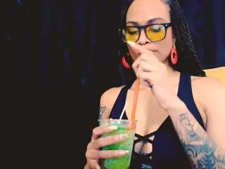 Goddess Tiara Mace's Live Sex Cam Show