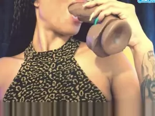 Goddess Tiara Mace's Live Sex Cam Show