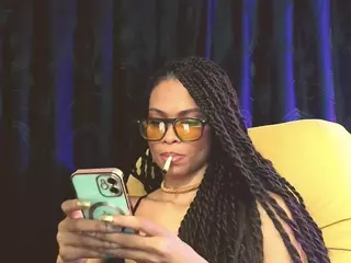 Goddess Tiara Mace's Live Sex Cam Show