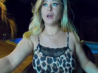 newlisa2018's Live Sex Cam Show
