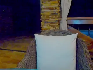 newlisa2018's Live Sex Cam Show