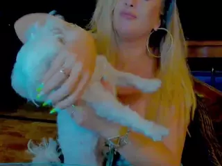 newlisa2018's Live Sex Cam Show