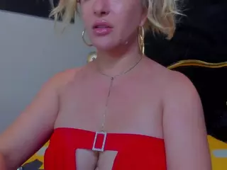 newlisa2018's Live Sex Cam Show
