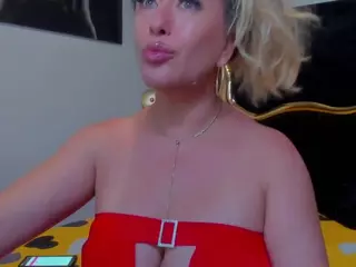 newlisa2018's Live Sex Cam Show