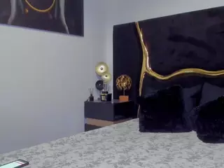 newlisa2018's Live Sex Cam Show