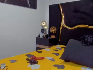 newlisa2018's Live Sex Cam Show