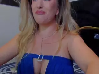 newlisa2018's Live Sex Cam Show